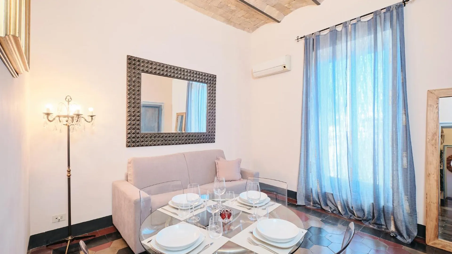 Apartment Penthouse With A View Of Rome - 2 Bedrooms And 2 Bathrooms Italy