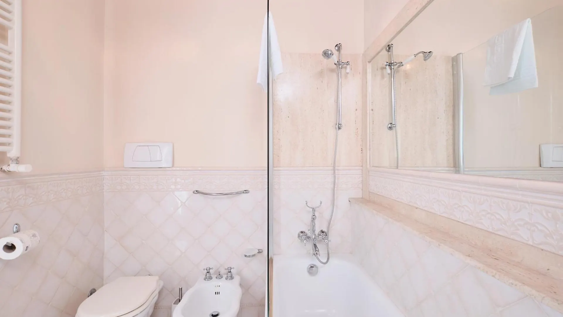 Penthouse With A View Of Rome - 2 Bedrooms And 2 Bathrooms Apartment